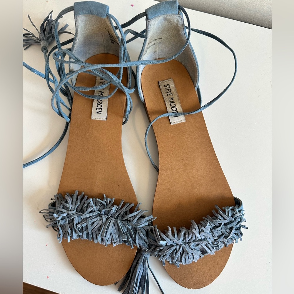 Steve Madden tie sandals